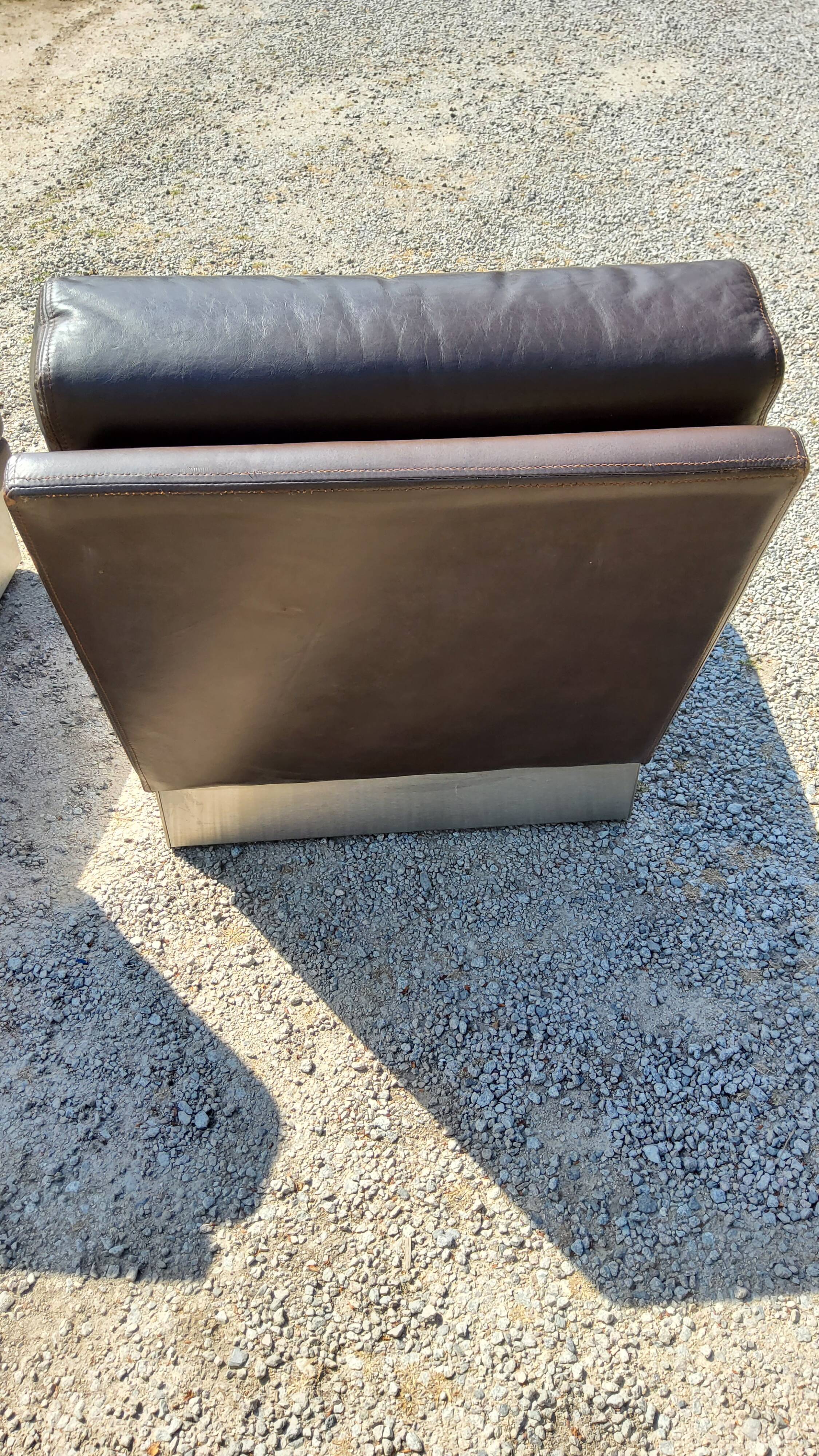Pair of leather armchairs Roche Bobois from the 70s