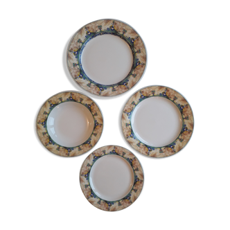 Set de 4 assiettes en porcelaine de SARREGUEMINES - PYROBLAN - Modèle FLORENCE