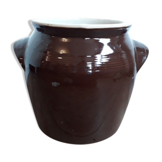 Brown sandstone pot