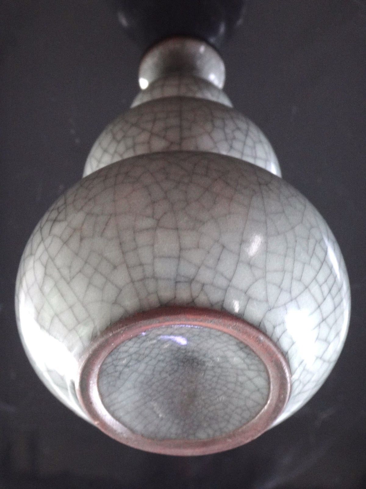 Chinese vase thatdon craddling triple gourd China around 1950