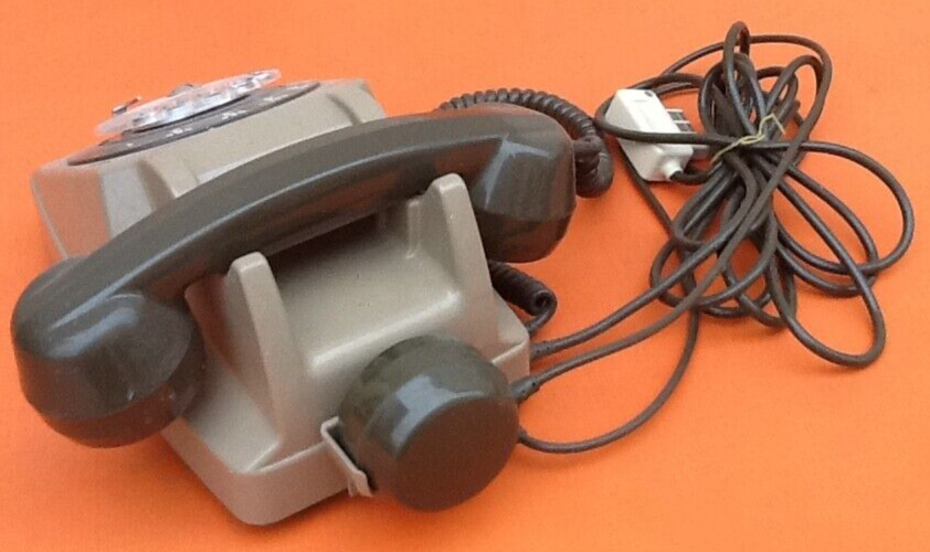 1980s Socotel Model S63 rotary phone with earphone
