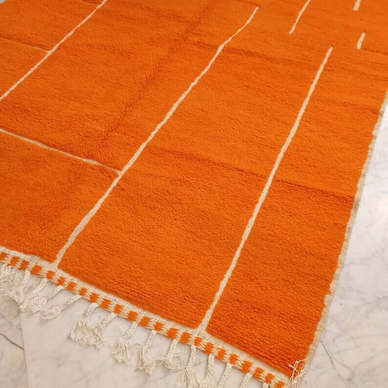 Magnificent handcrafted rug 250cm x 150cm
