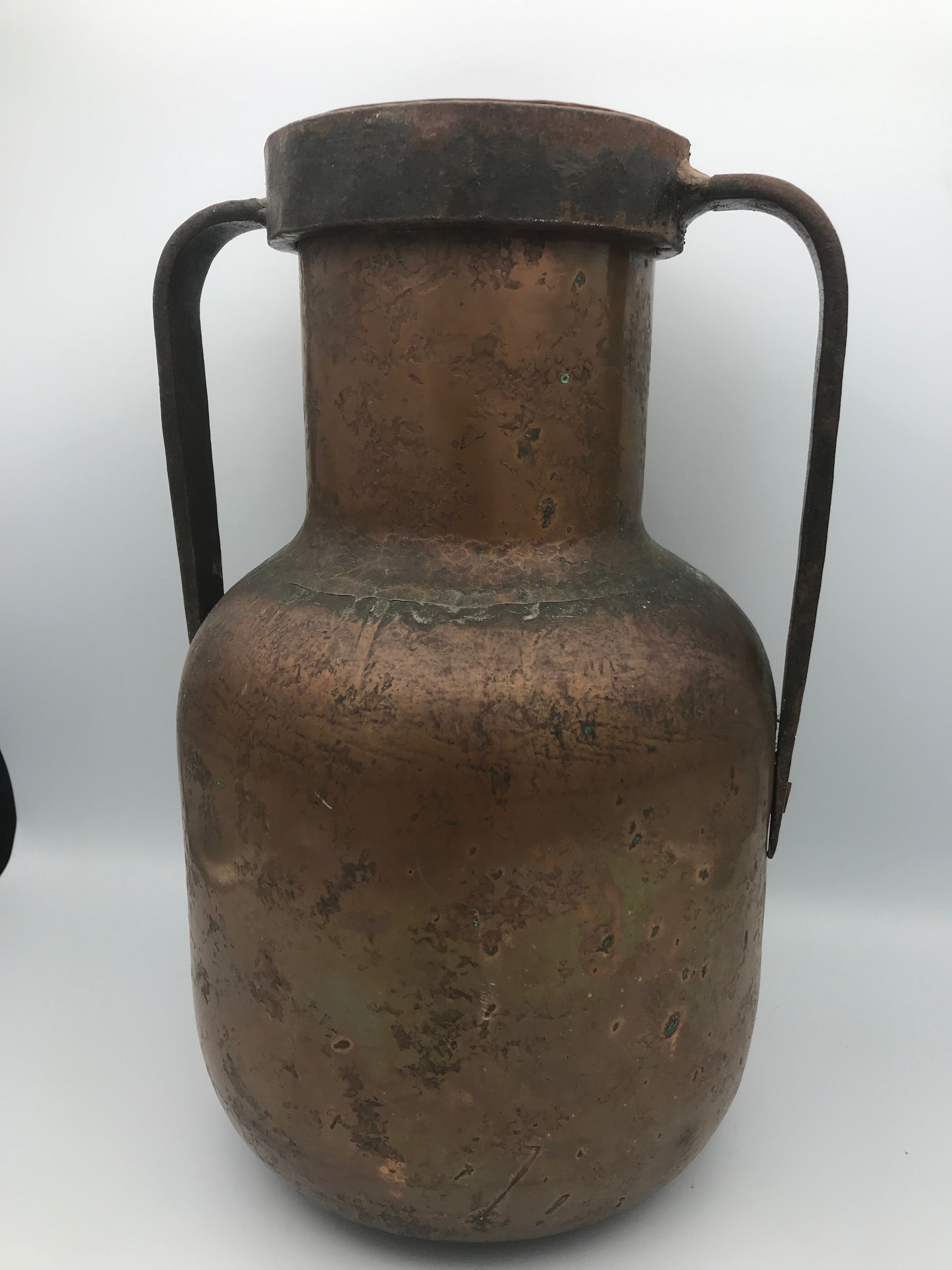 Amphore copper and ironwork of art signature Jean Goardère