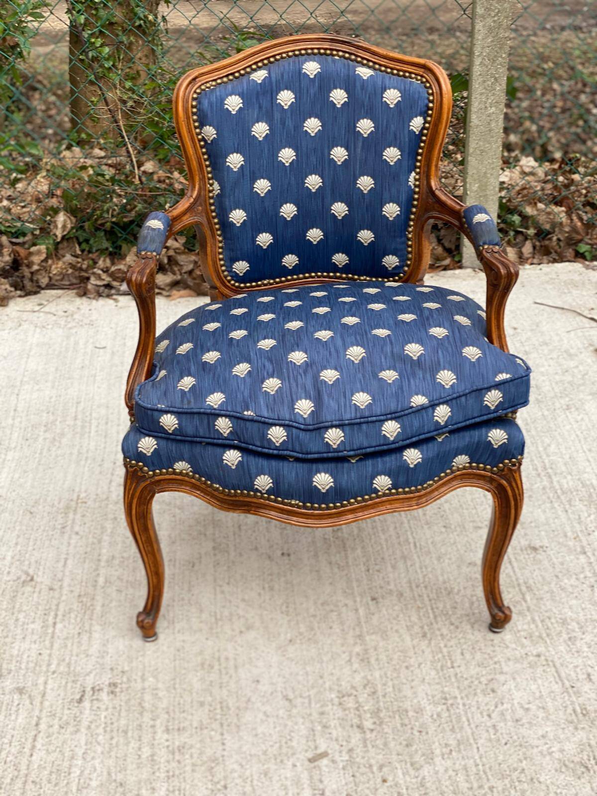 Bergère armchair Louis XV blue silk fabric embroidered