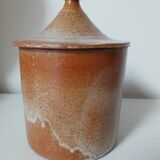 Pot en grès avec couvercle