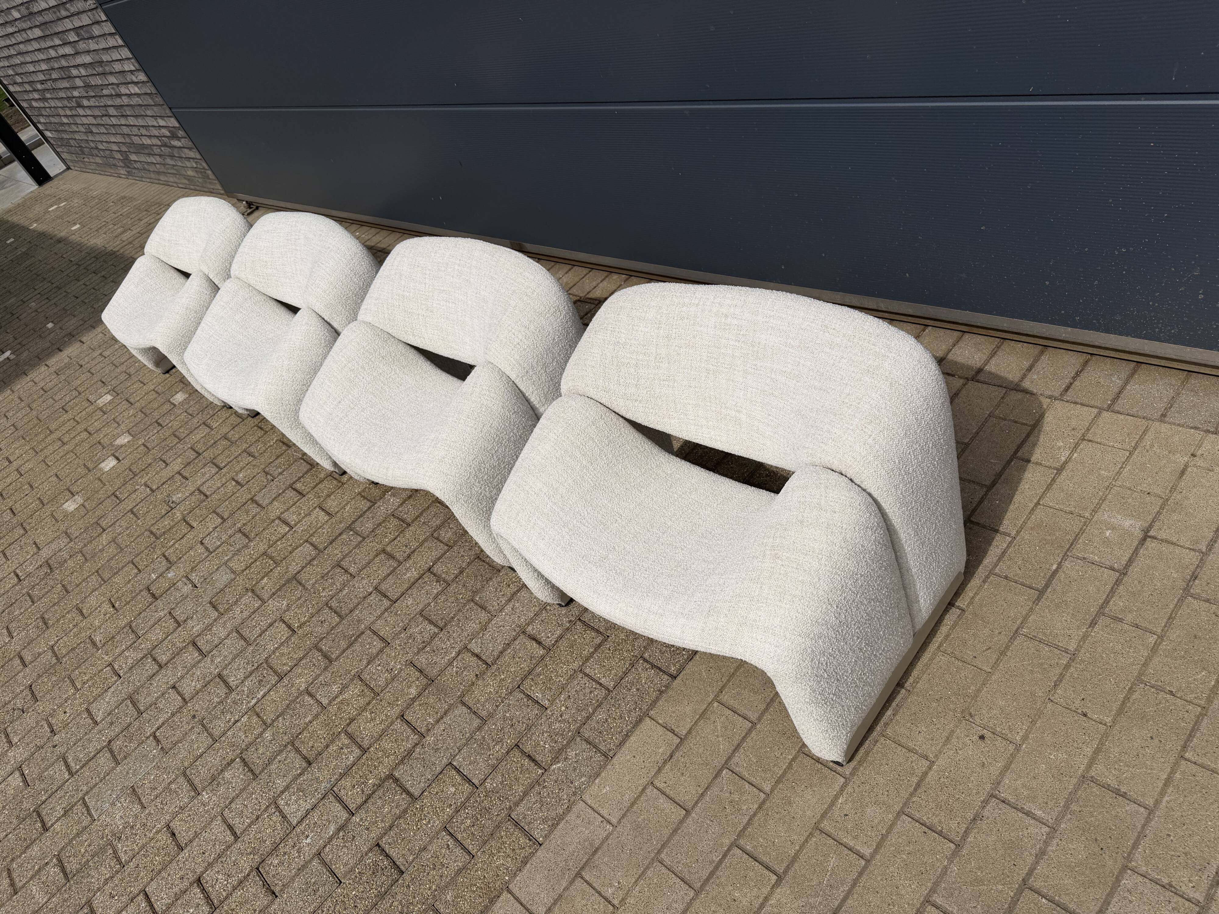 Artifort F598 Groovy armchairs in perfect condition!! Pierre Paulin