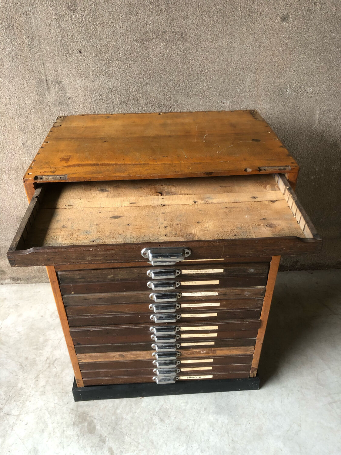 Old drawer loom furniture