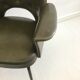 Fauteuil en skaï vert bouteille