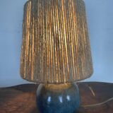 Lampe à poser en grès céramique années 60 abat jour corde