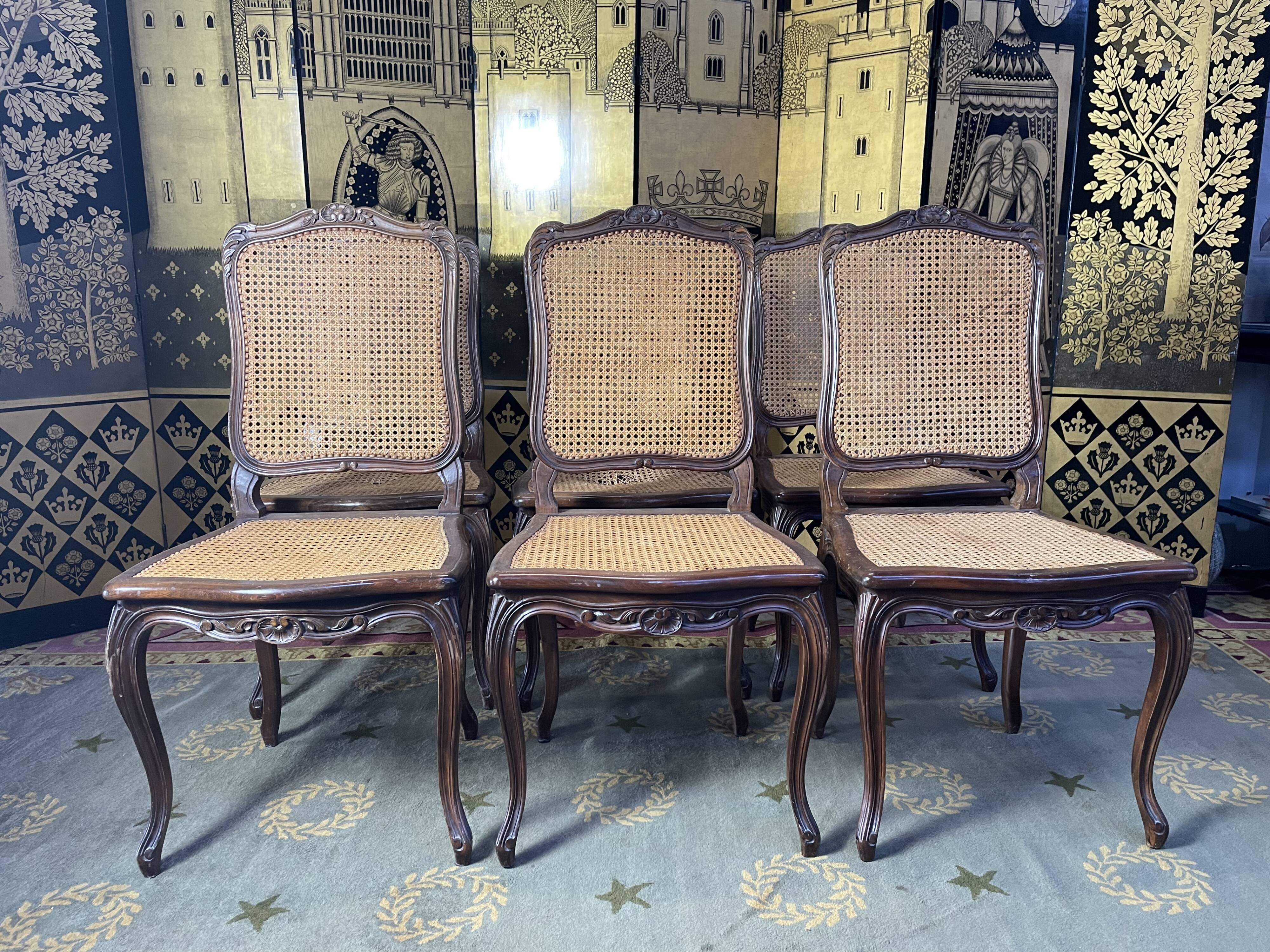 Suite of 6 Louis XV style chairs in canning