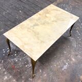 Table basse pieds en laiton, dessus en marbre, style baroque