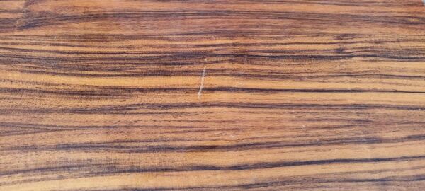 Petite table de nuit bois vernis, années 50.