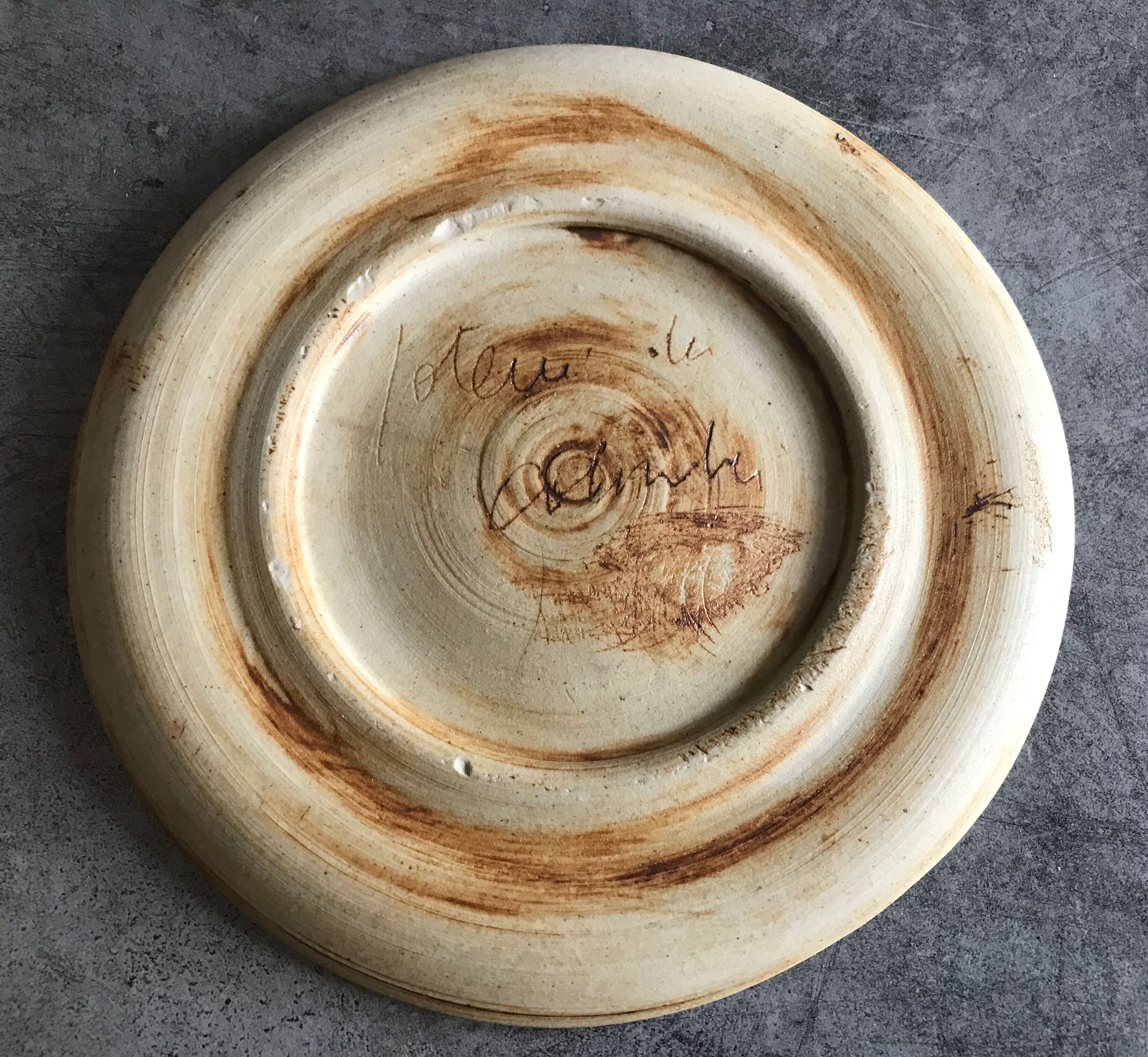 Plate vintage pottery la colombe in stoneware artistic effect vallauris 17,8 cm