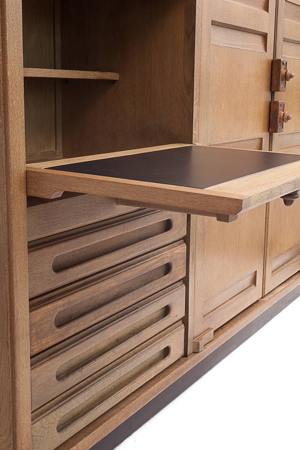 “Gemini” wardrobe, Guillerme and Chambron