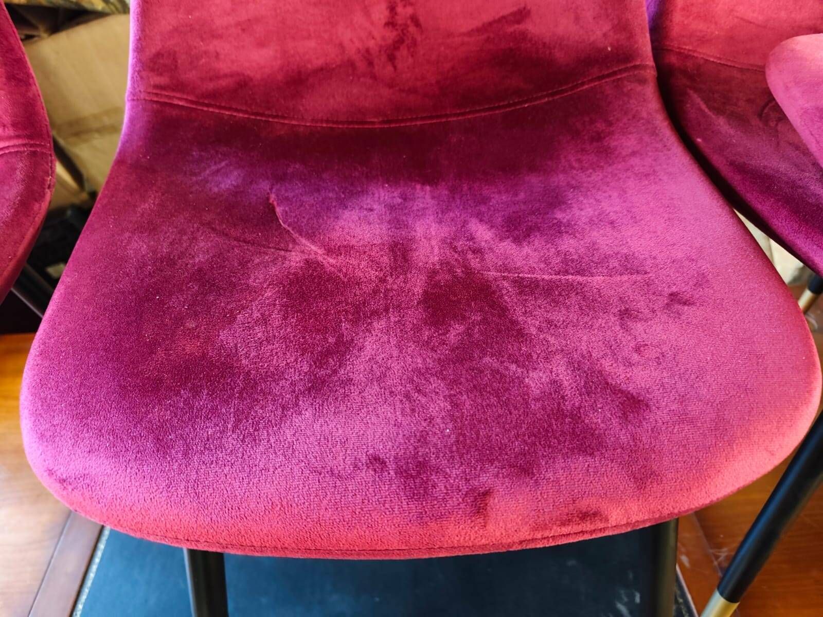 Set of 4 Contemporary Design Chairs in Burgundy/Dark Red Velvet