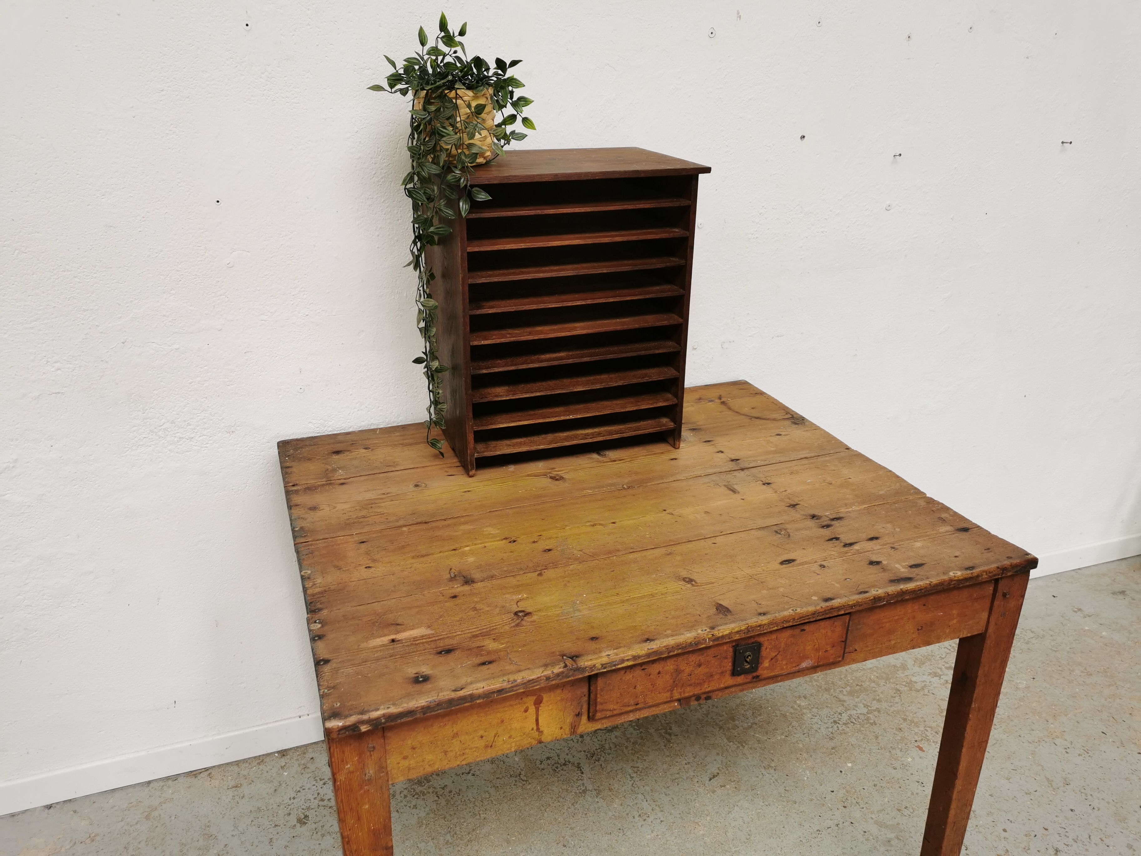 Range document vintage classeur trieur