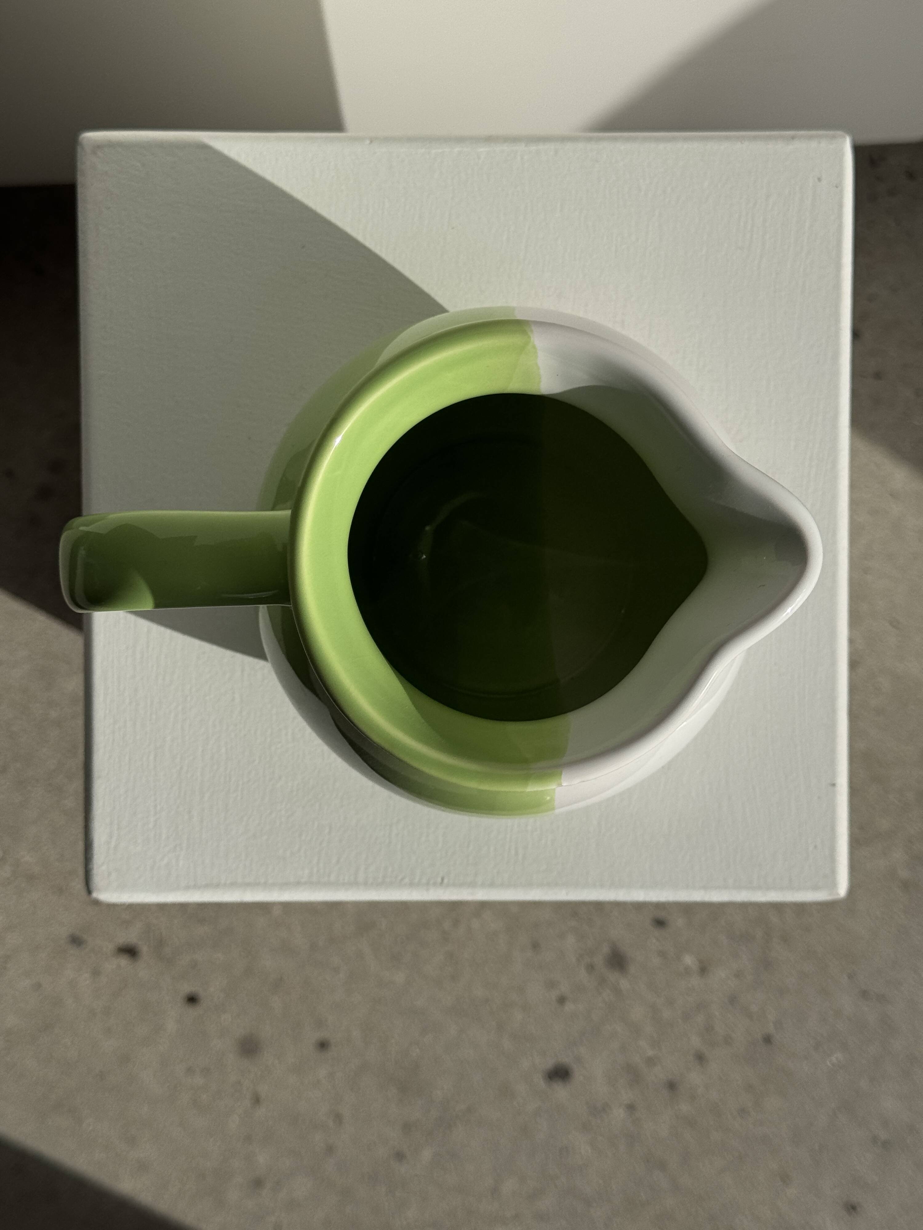 90s white and green ceramic carafe H17 D11