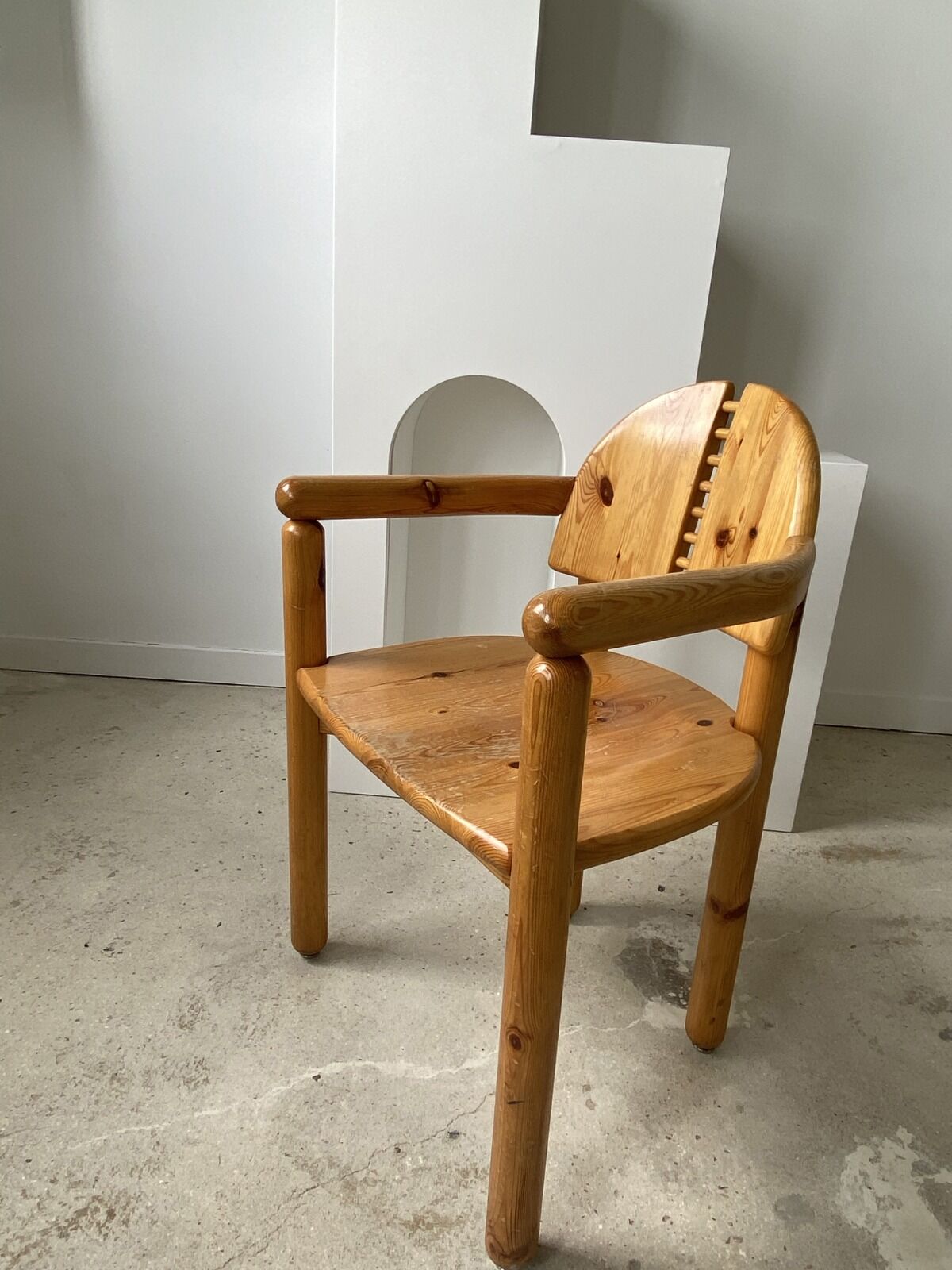 Pine armchair René Daumiller