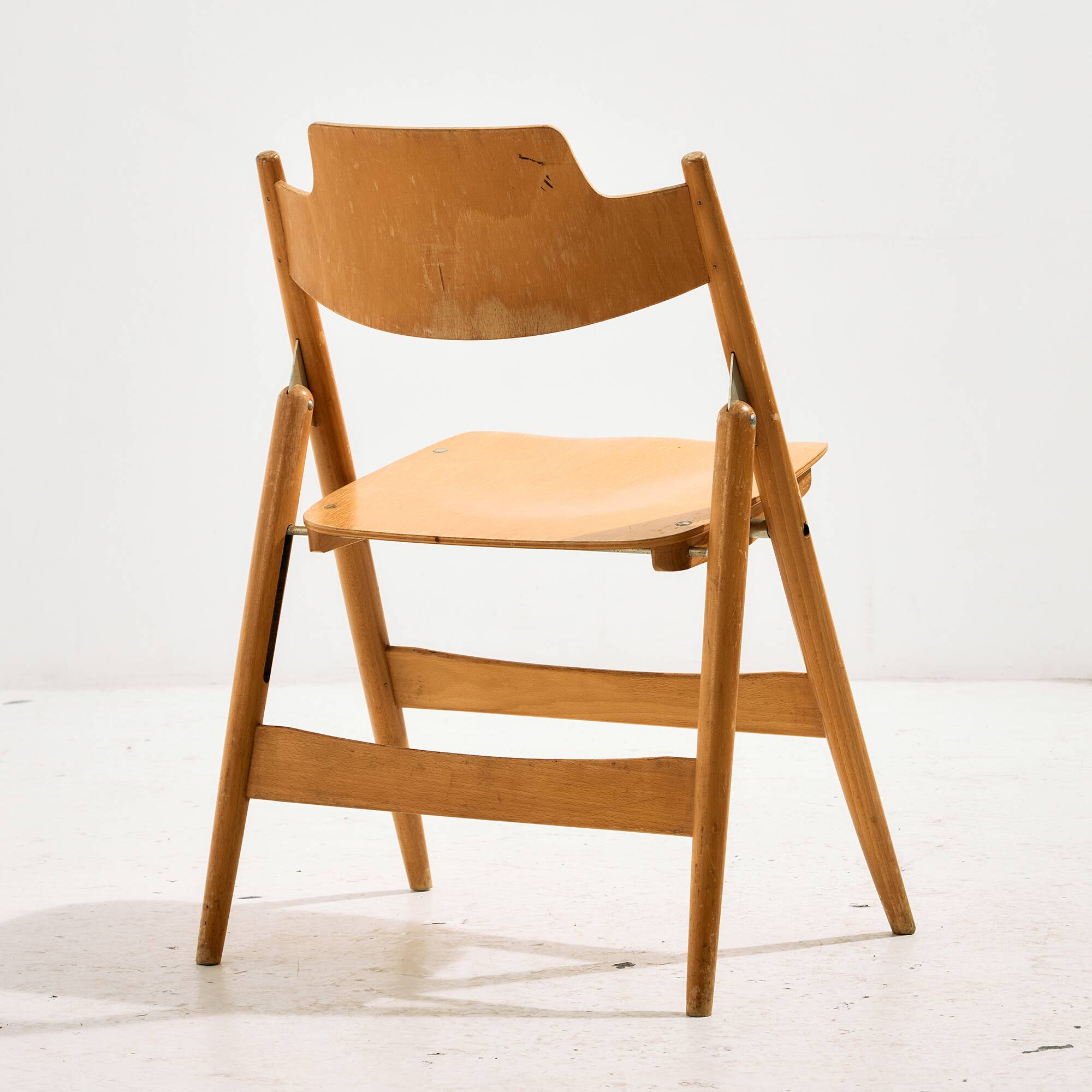 MK10848 SE 18 folding chair by Egon Eiermann for Wilde + Spieth