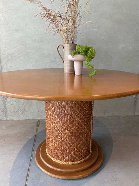 Cylinder Foot Table