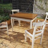 Table with two Italian extensions and 4 chairs