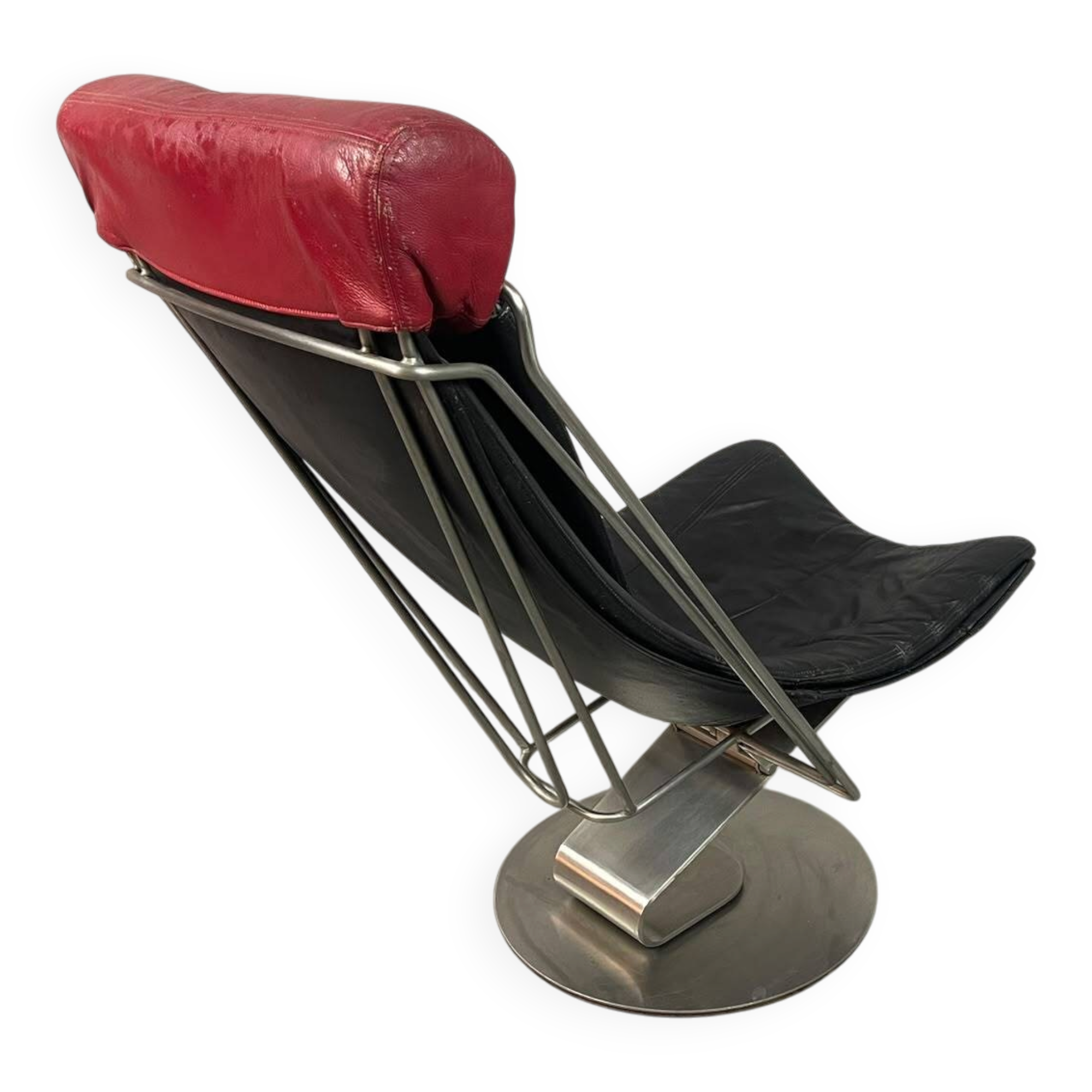 Mid-Century Danish Design ‘Interdane’ Lounge Chair in Black & Red