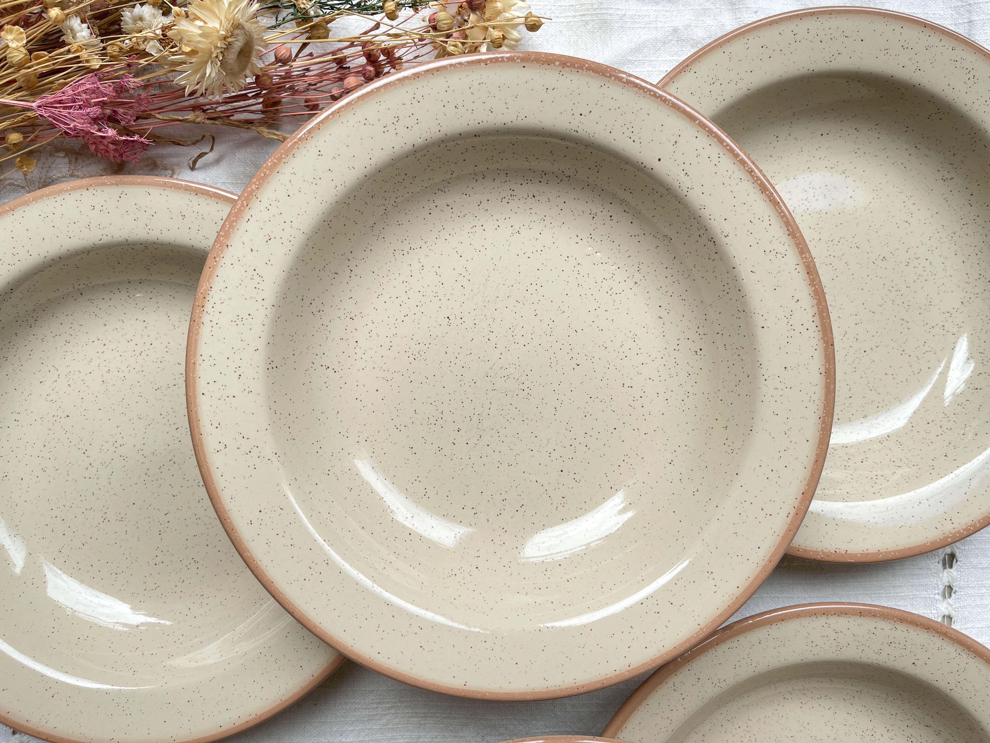 6 Deep plates in speckled beige stoneware, Tulowice style, Poland 1970