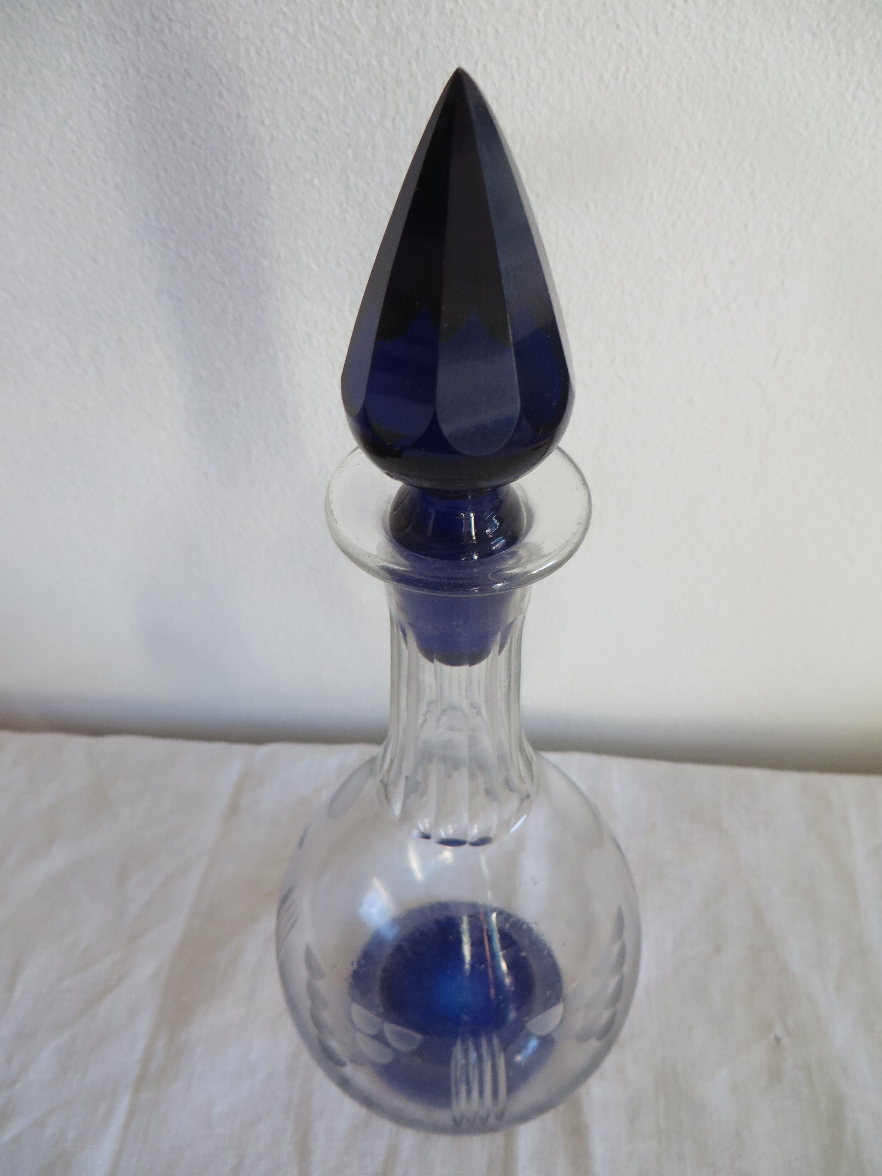 Wine carafe