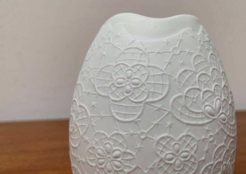 White porcelain vase by M. Frey for Kaiser, mid-century, 1960s.