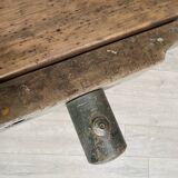 Carpenter's workbench in solid beech wood.