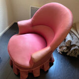 Pink toad armchair