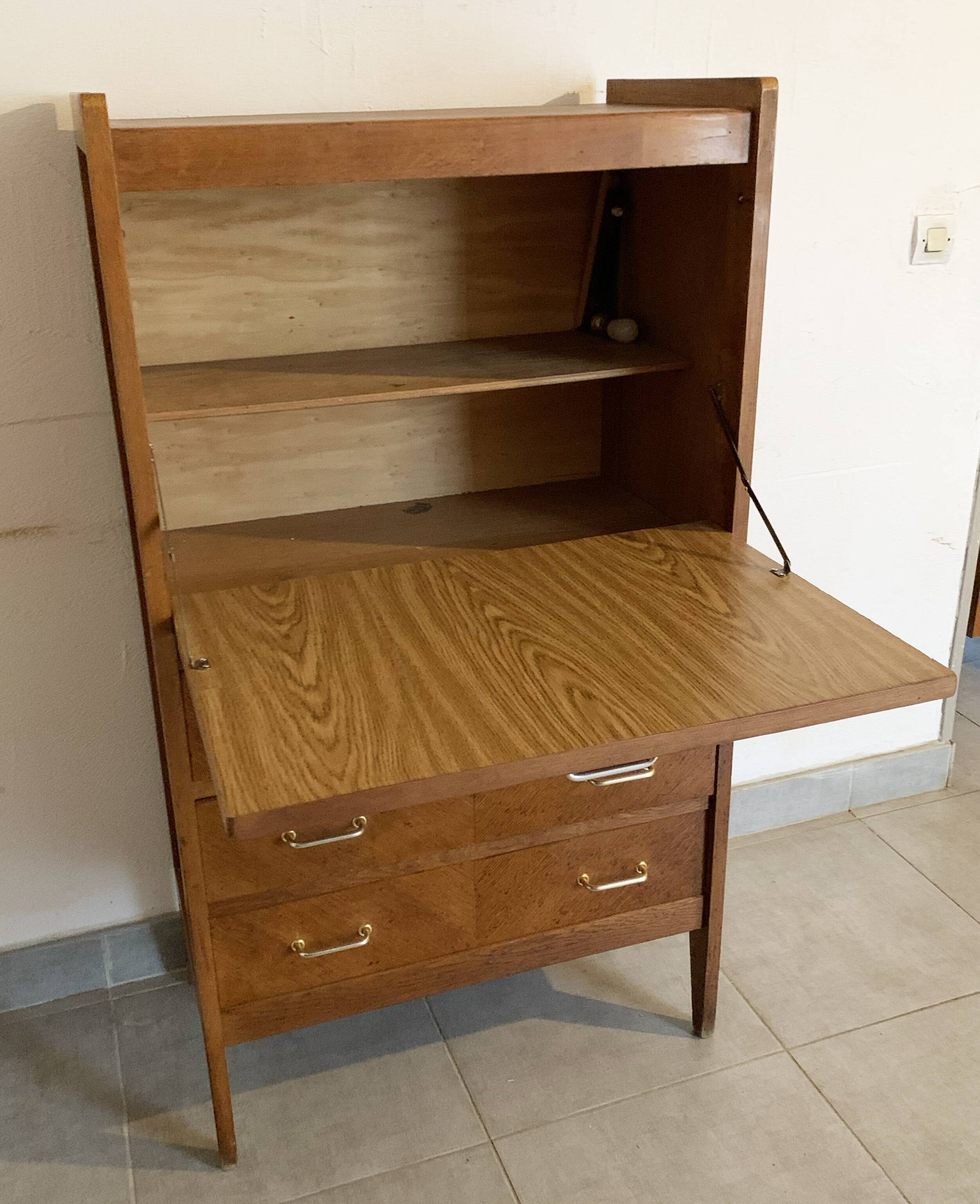 Vintage secretary of the 50s in oak