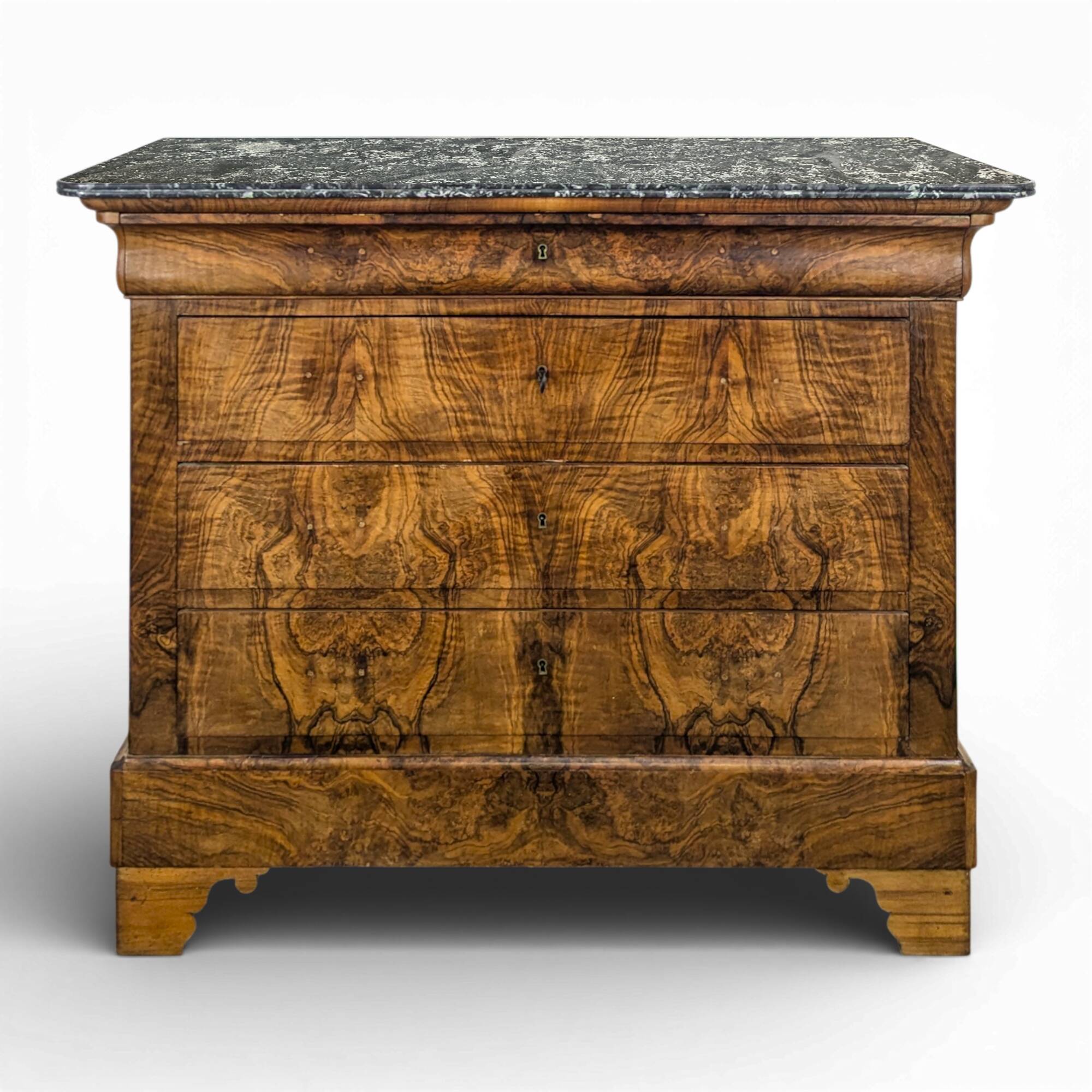Commode Louis Philippe en acajou flammé