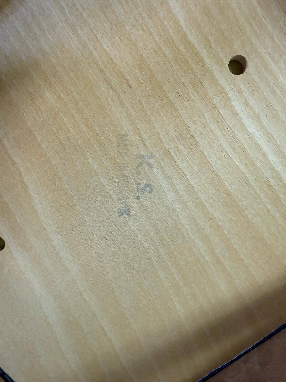 4 Chaises scandinaves Henning Kjaernulf