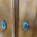 Buffet deux portes 3 tiroirs en merisier époque Louis Philippe