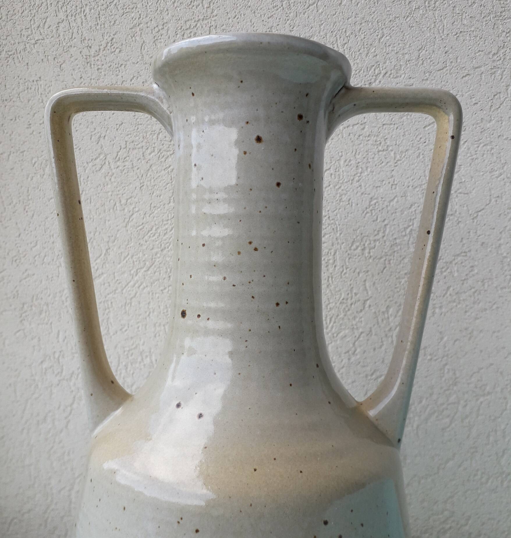 Ceramic vase