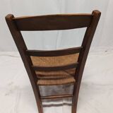 Ancienne chaise de nourrice