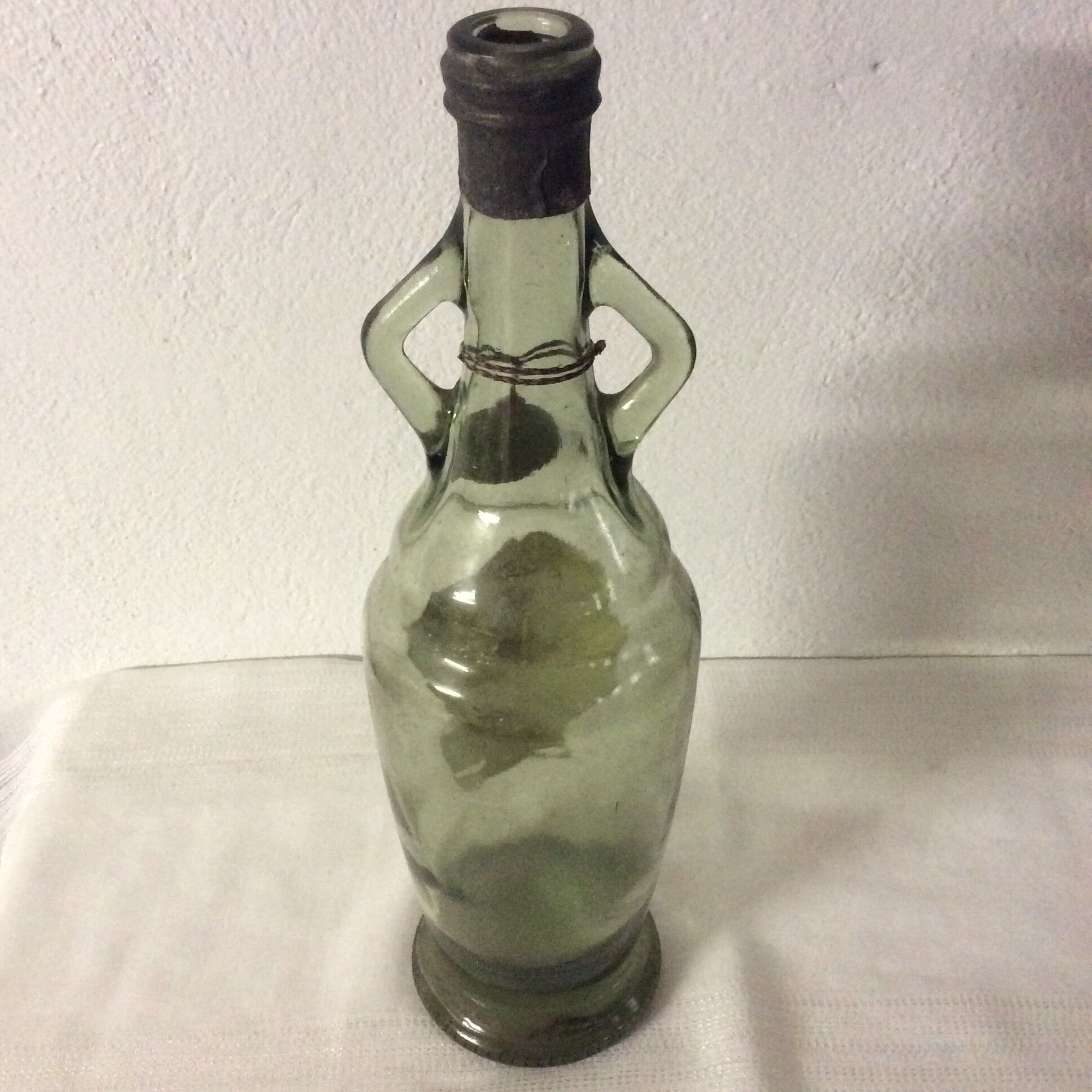 Bottle amphora