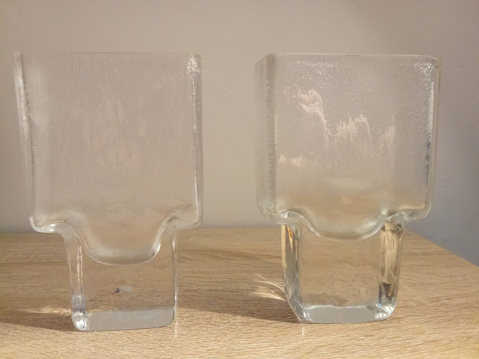 Paire de vases Riedel