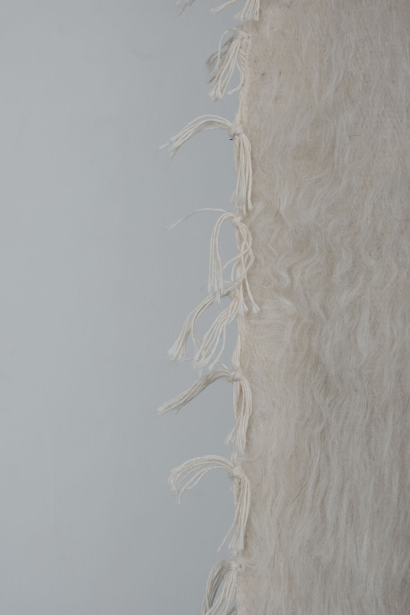 Vintage Turkish rug from Oushak, hand-woven 223x239 cm