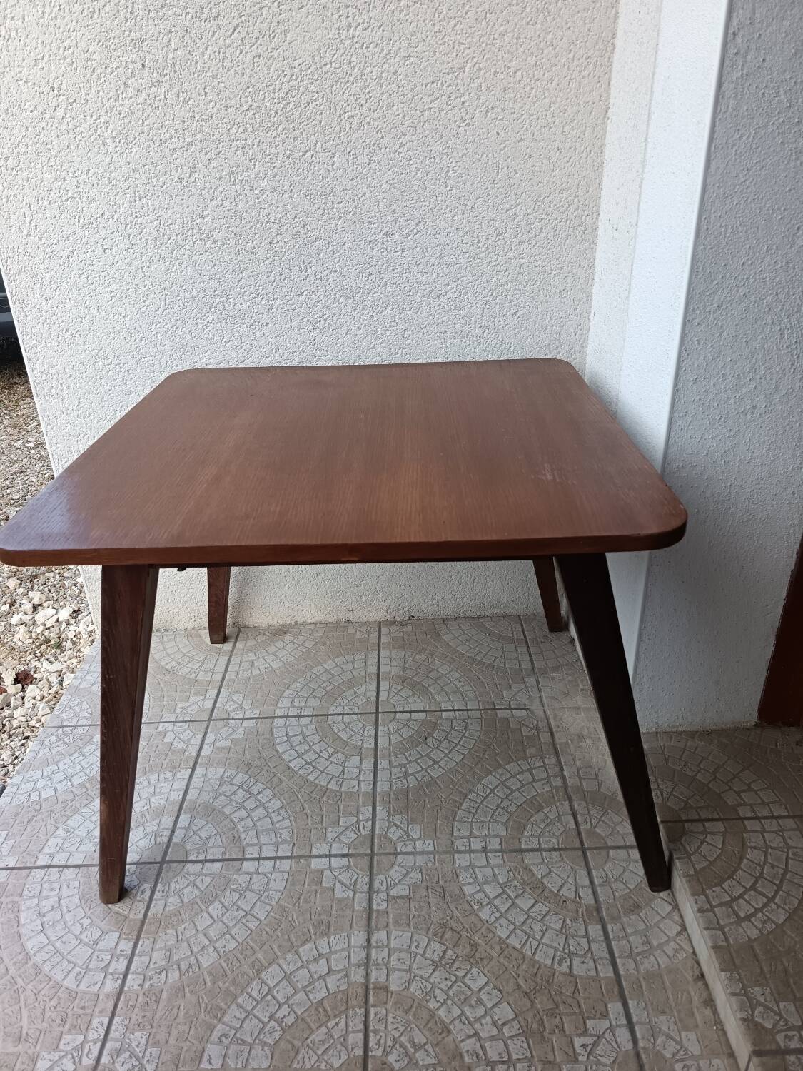 Coffee table from the 1950s