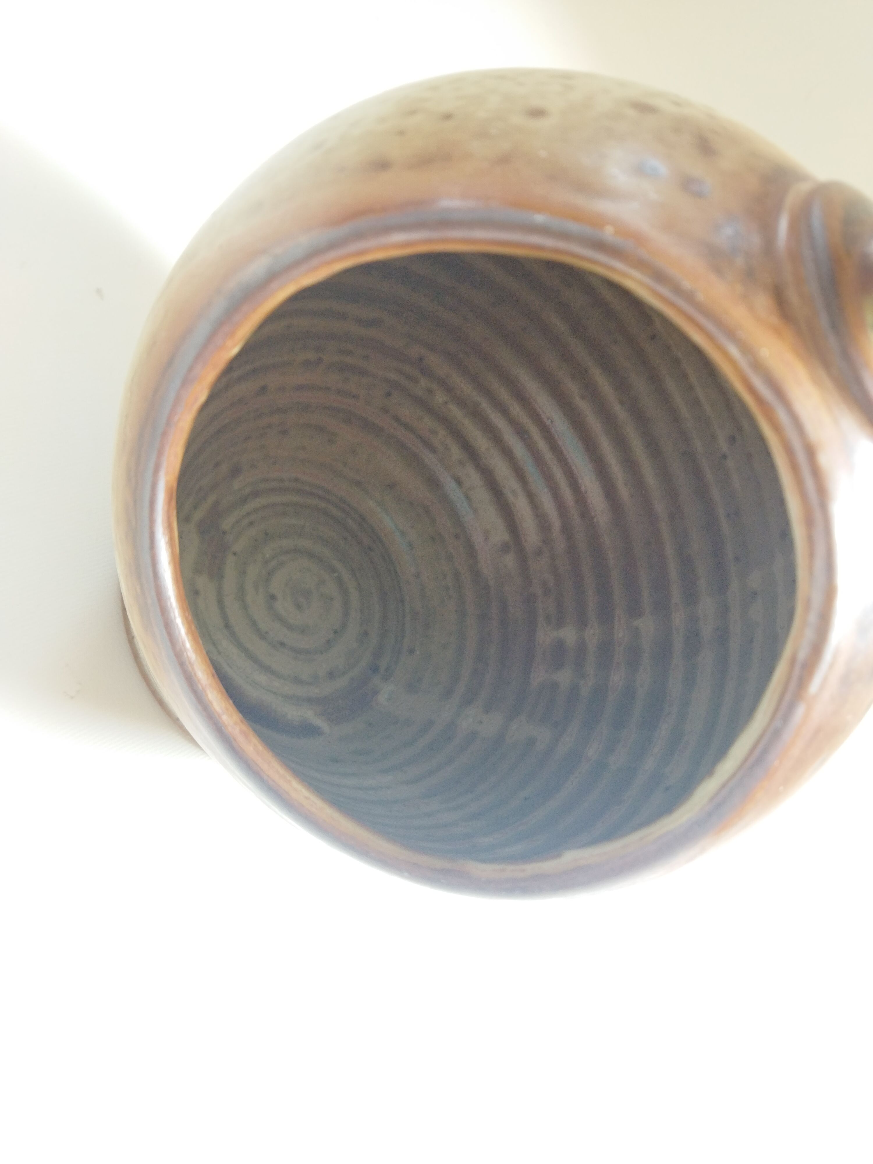 Artisanal stoneware salt pot