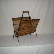 Porte-revue rotin des années 50