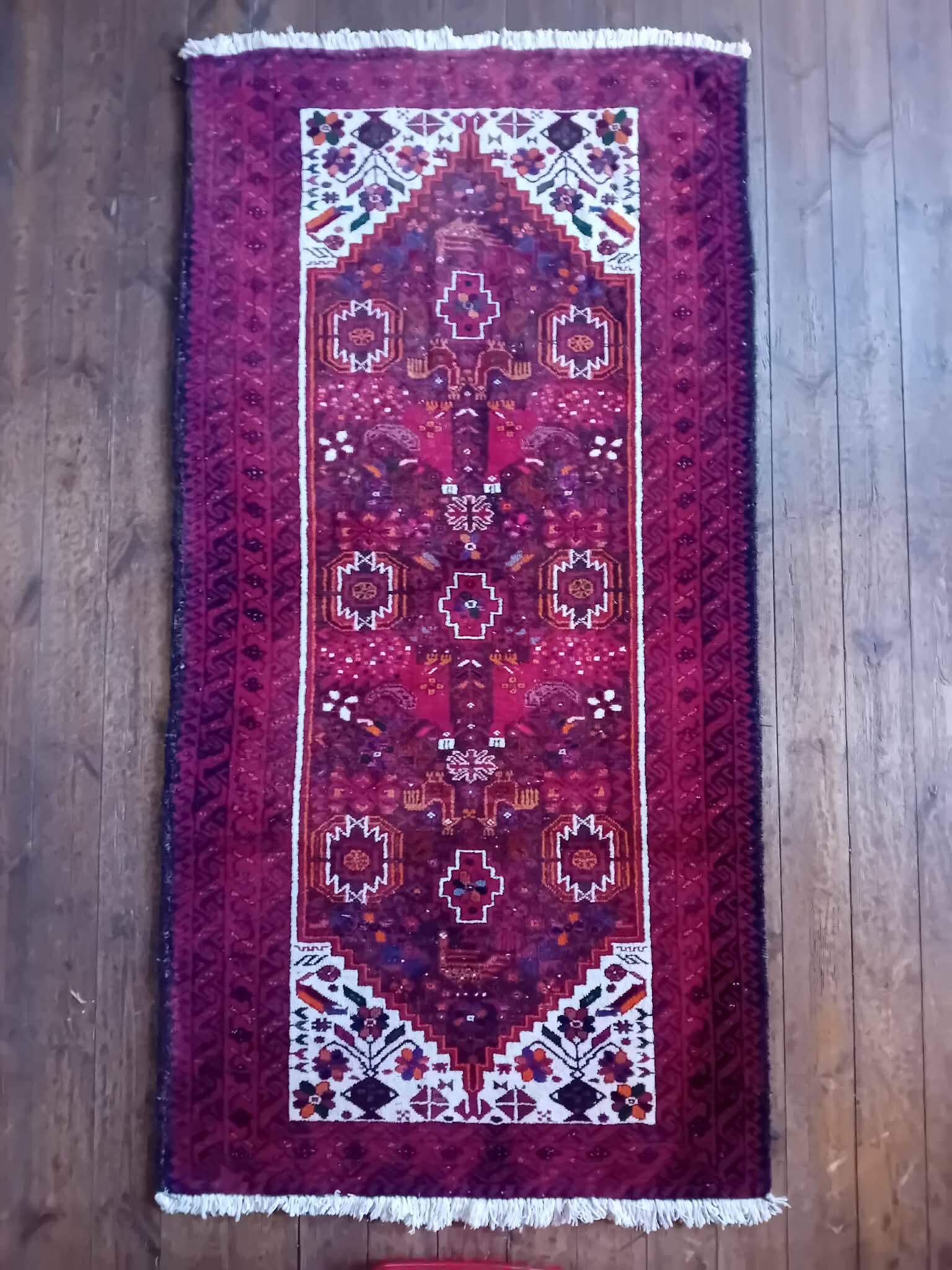 Handmade Belouch Persian rug 200x100cm