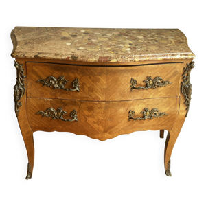 Commode galbée marquetée - plateau style