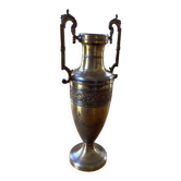 Amphora, large Napoleon III vase in brass.