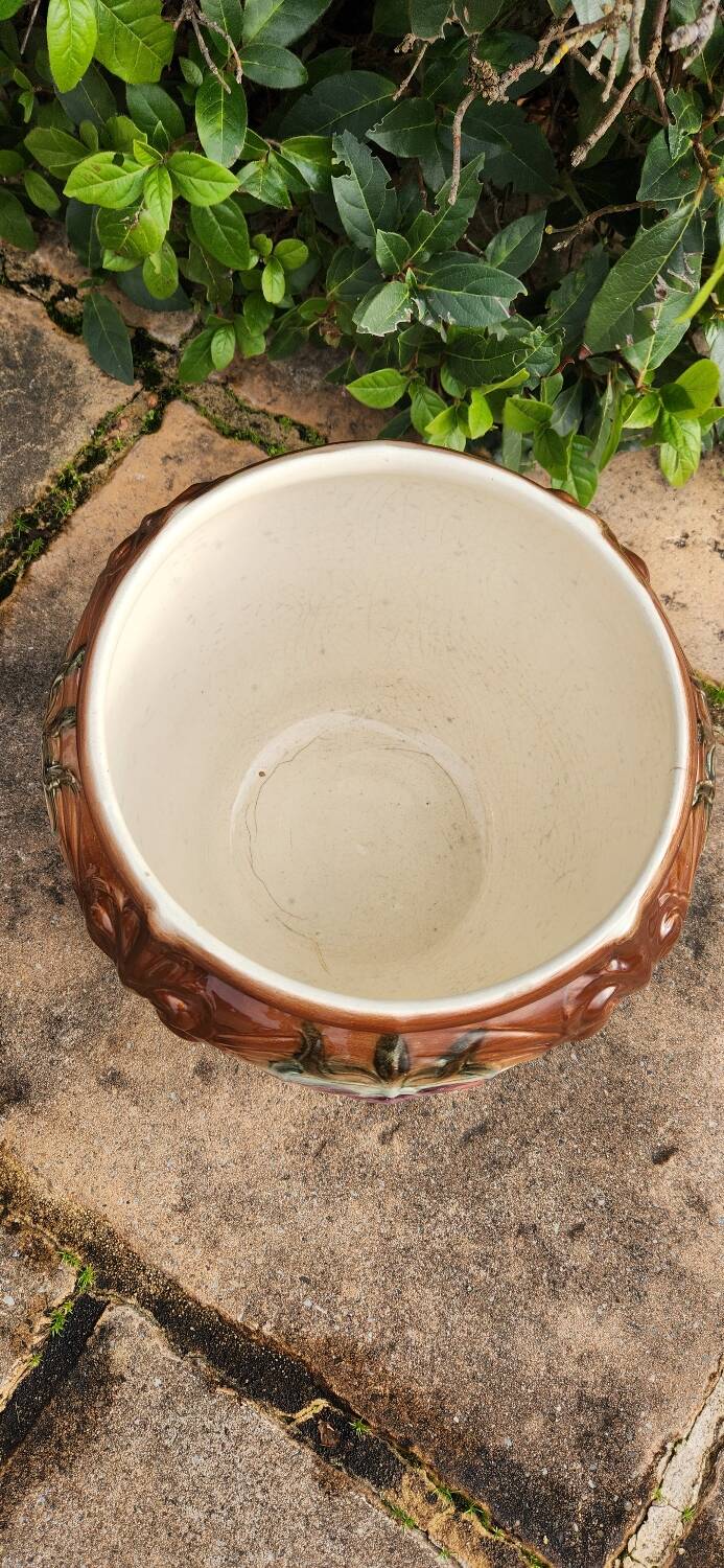 Slip pot cover