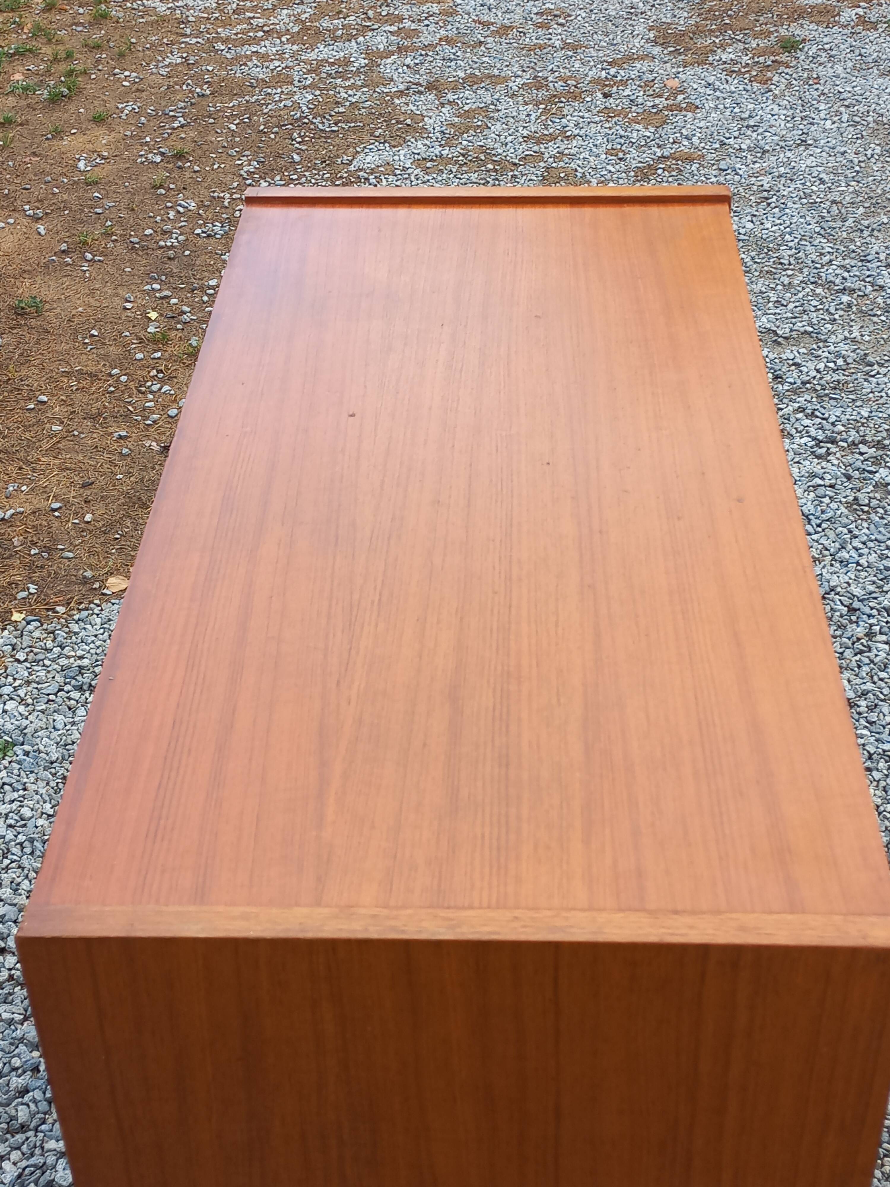 Scandinavian style 4-drawer teak chest of drawers, 1970s