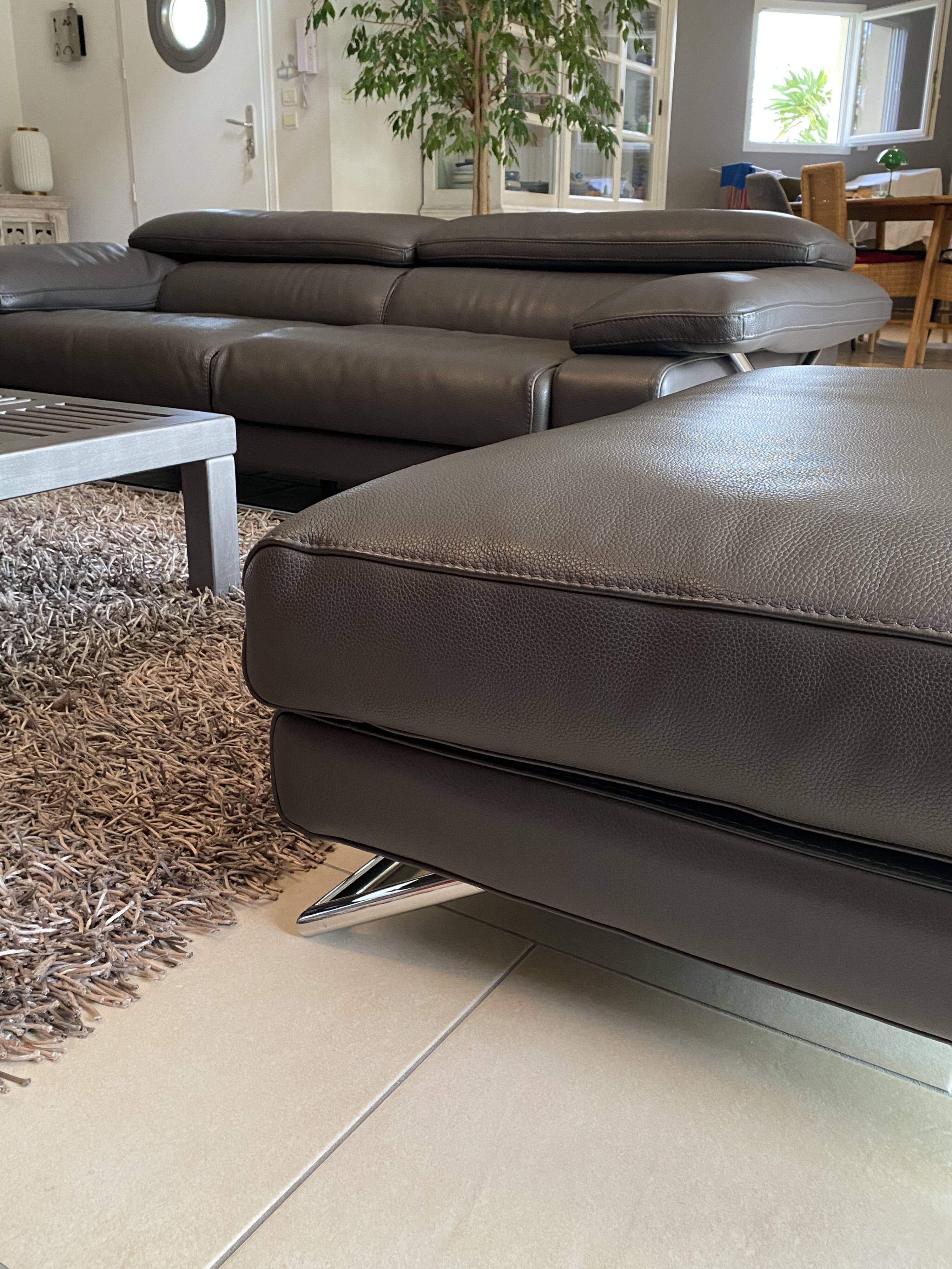 Canapé 3 places & pouf en cuir Roche Bobois