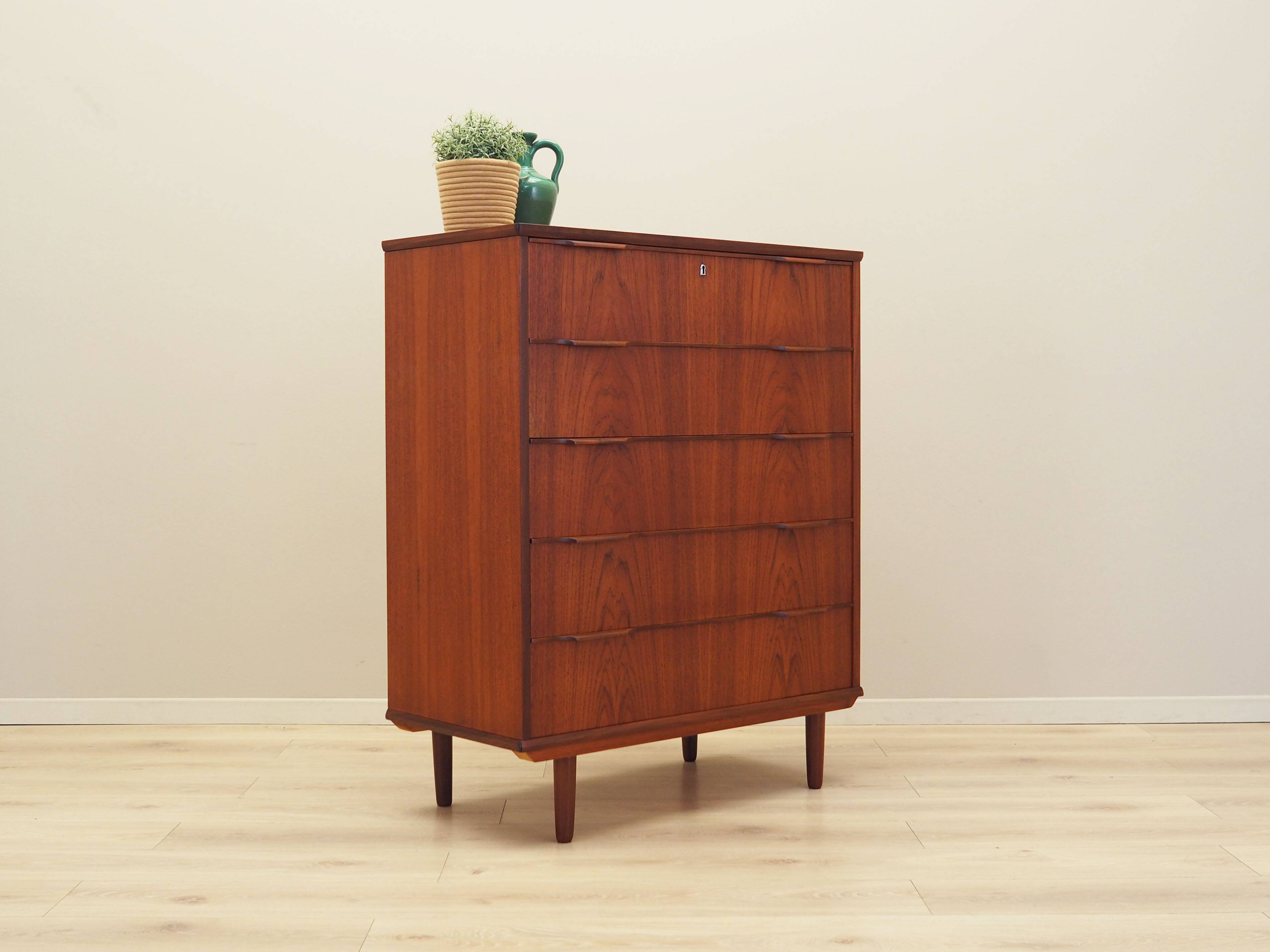 Commode en teck, design danois, années 1970, fabrication : Danemark